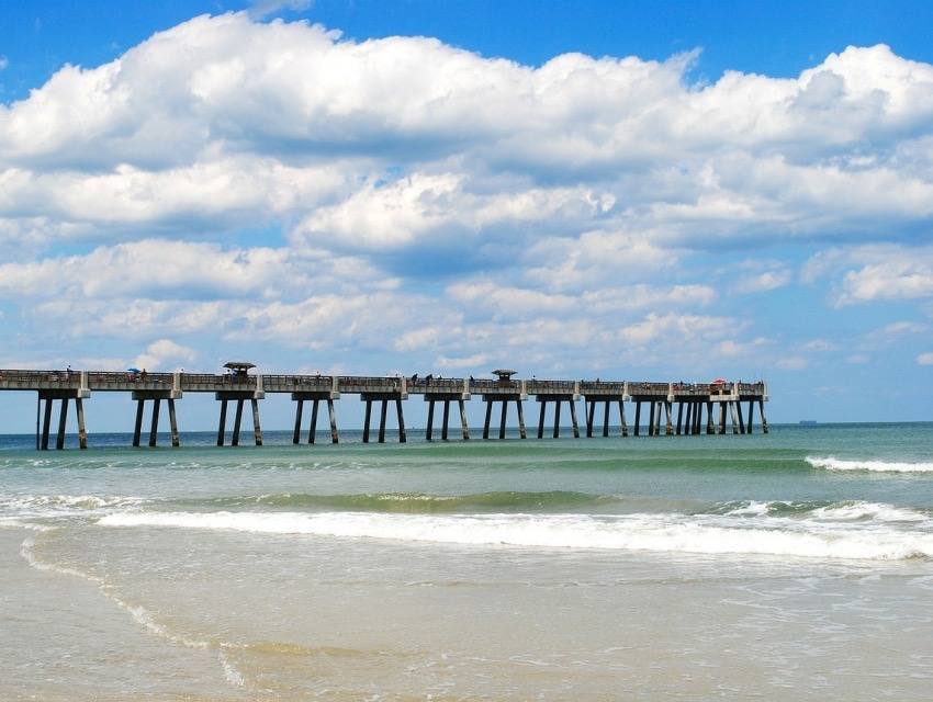 The Jacksonville Beach pier on a sunny day
