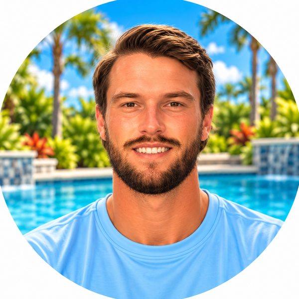Nic, Sharkey Pools team member